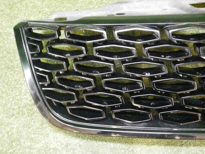 Решетка радиатора Land-Rover Discovery 5 (2016-2021) Dynamic
