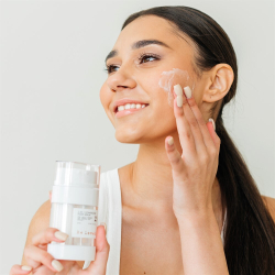 15 Be loved.Be smart Сыворотка-пенка 2в1 для лица 30мл витаминизирующая, двухфазная