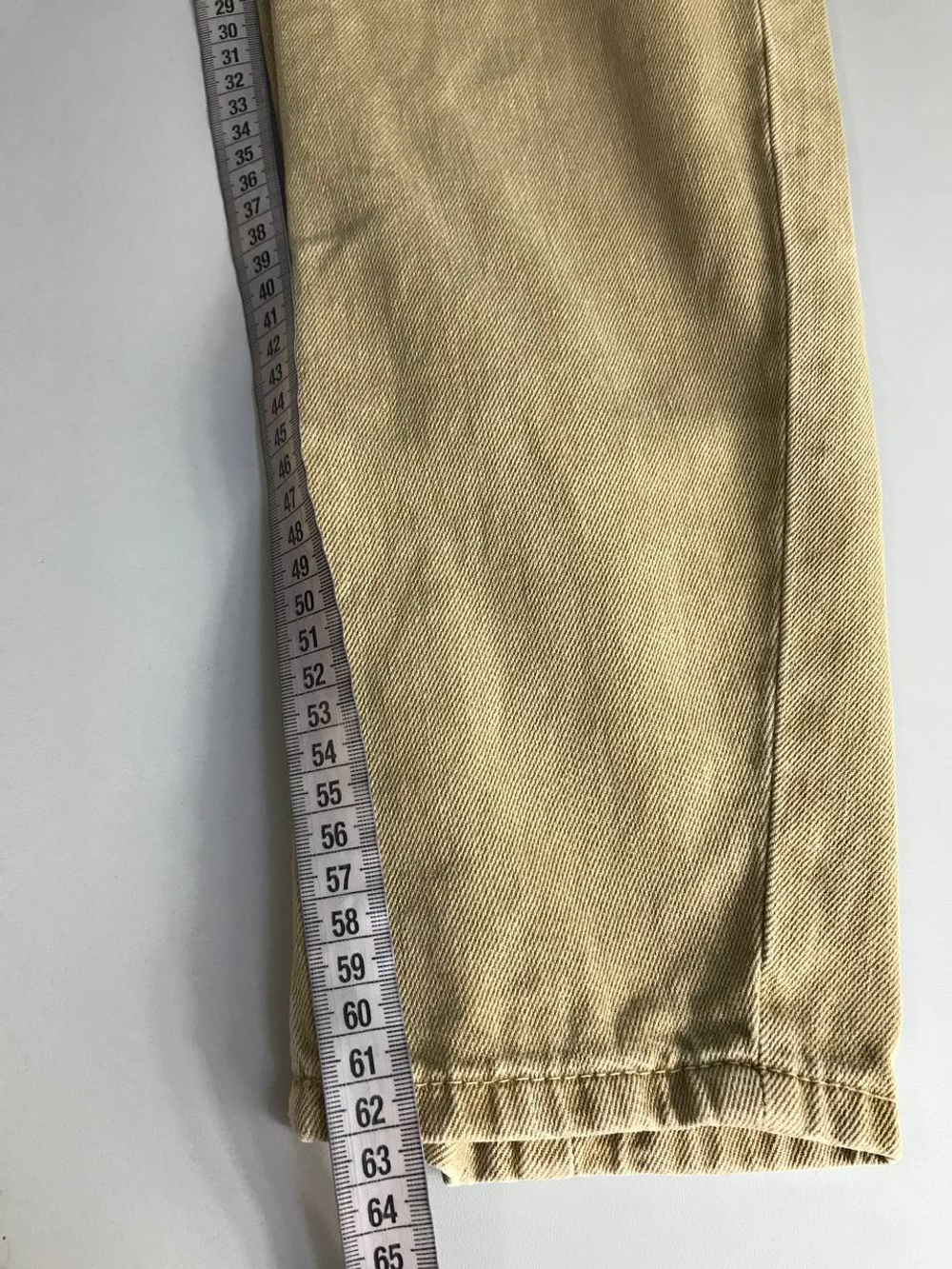 Джинсы Mango очень удобные, маркировка 32 eur, визуально на 38/40 размер