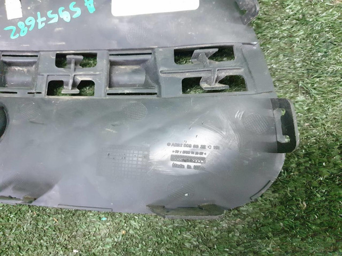 Решетка переднего бампера правая Mercedes GLE c292 (2015-2019)