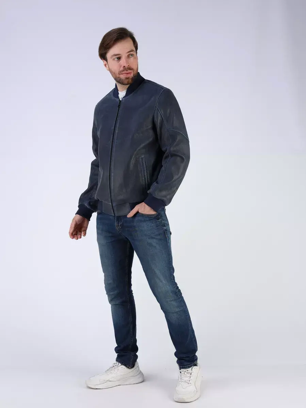 Кожаная куртка демисезонная бомбер