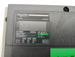 Выключатель-разъединитель Merlin Gerin 31330 800А Compact INS800 3 полюса Schneider Electric