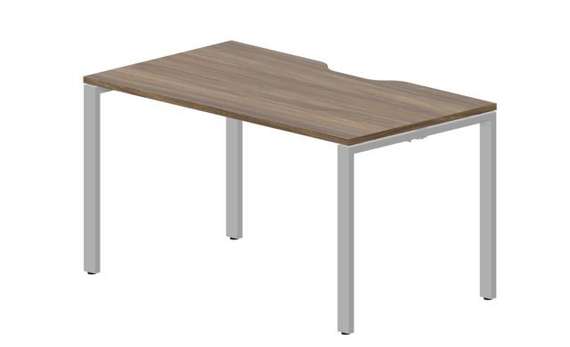 стол Strike 1380х780х750мм (с эргономичным вырезом)
