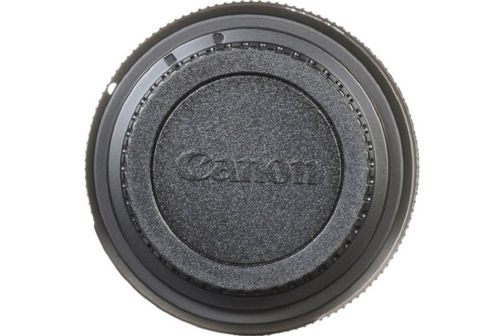 Canon EF-S 18-135mm f/3.5-5.6 IS USM