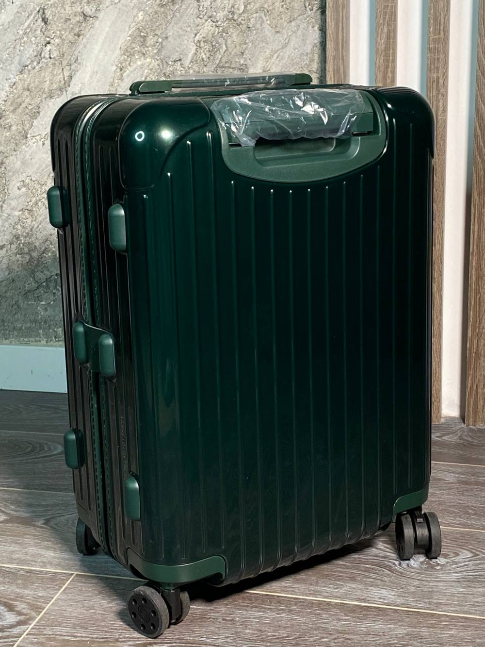 Чемодан Rimowa
