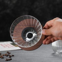 Дриппер воронка на 1-4 чашки фильтр для заваривания кофе + кофейник 600 мл (пуровер) стекло Barbossa