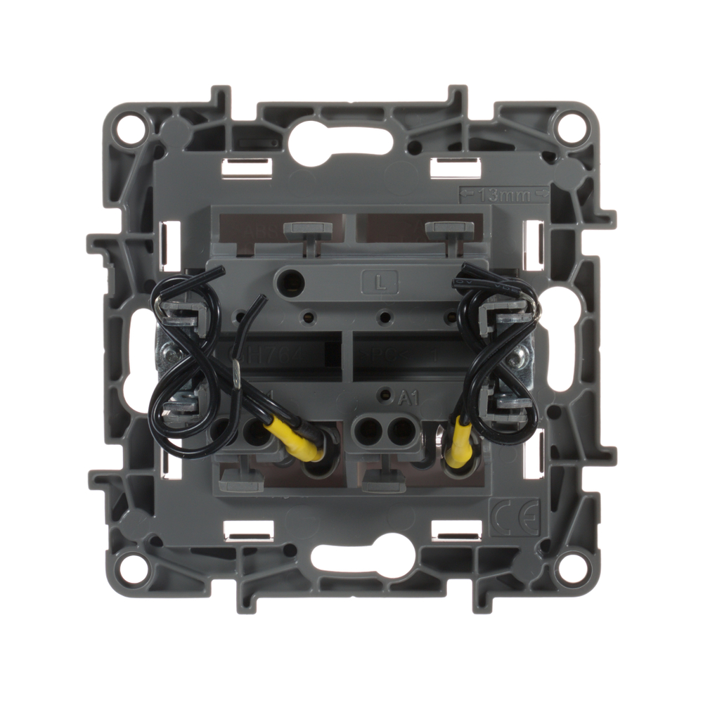 Выключатель 2х-клавишный с подсветкой/индикацией 10А 250В белый ETIKA Legrand