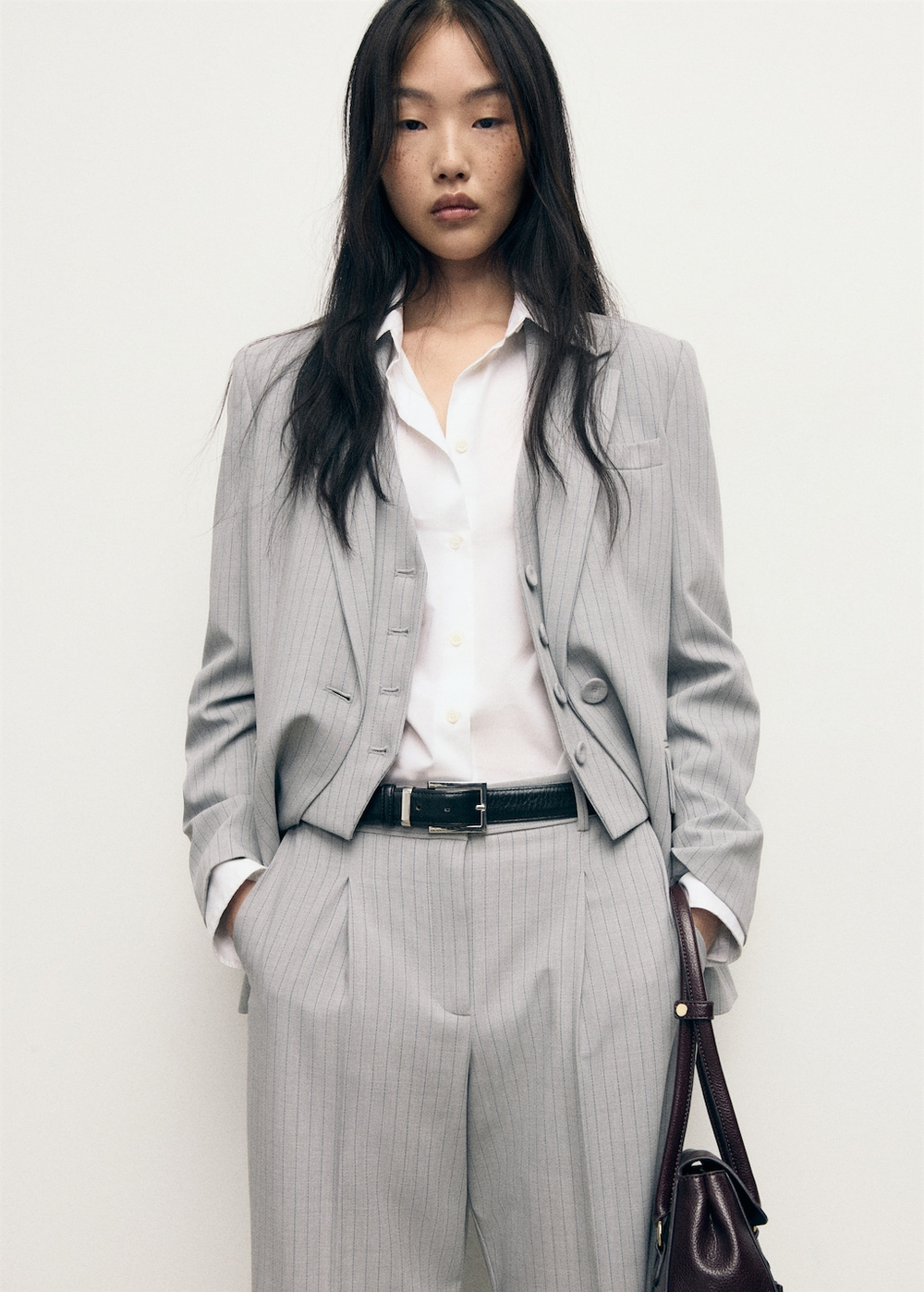 Костюмные брюки в узкую полоску