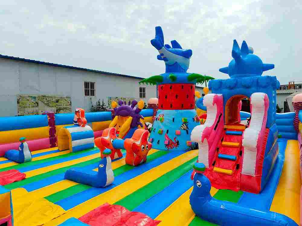 Коммерческий надувной батут «На морском дне 2», 20*10*8,5 м.