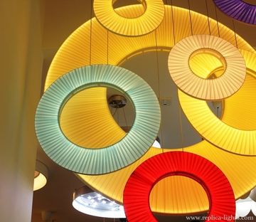 replica IRIS round  pendant by Dix heures dix ( red )