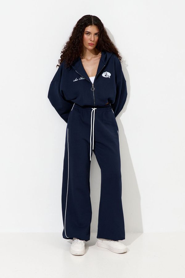 Худи укороченное 