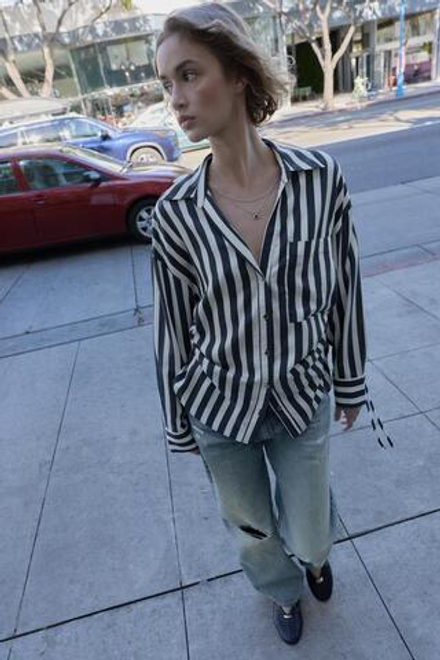 ZARA РУБАШКА В ПОЛОСКУ СО ШНУРКАМИ ПО БОКАМ, ЭКРЮ/ЧЕРНЫЙ