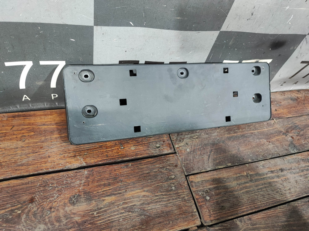 Накладка переднего бампера Площадка гос. номера Voyah Free 21-нв Б/У Оригинал H97A2803011A