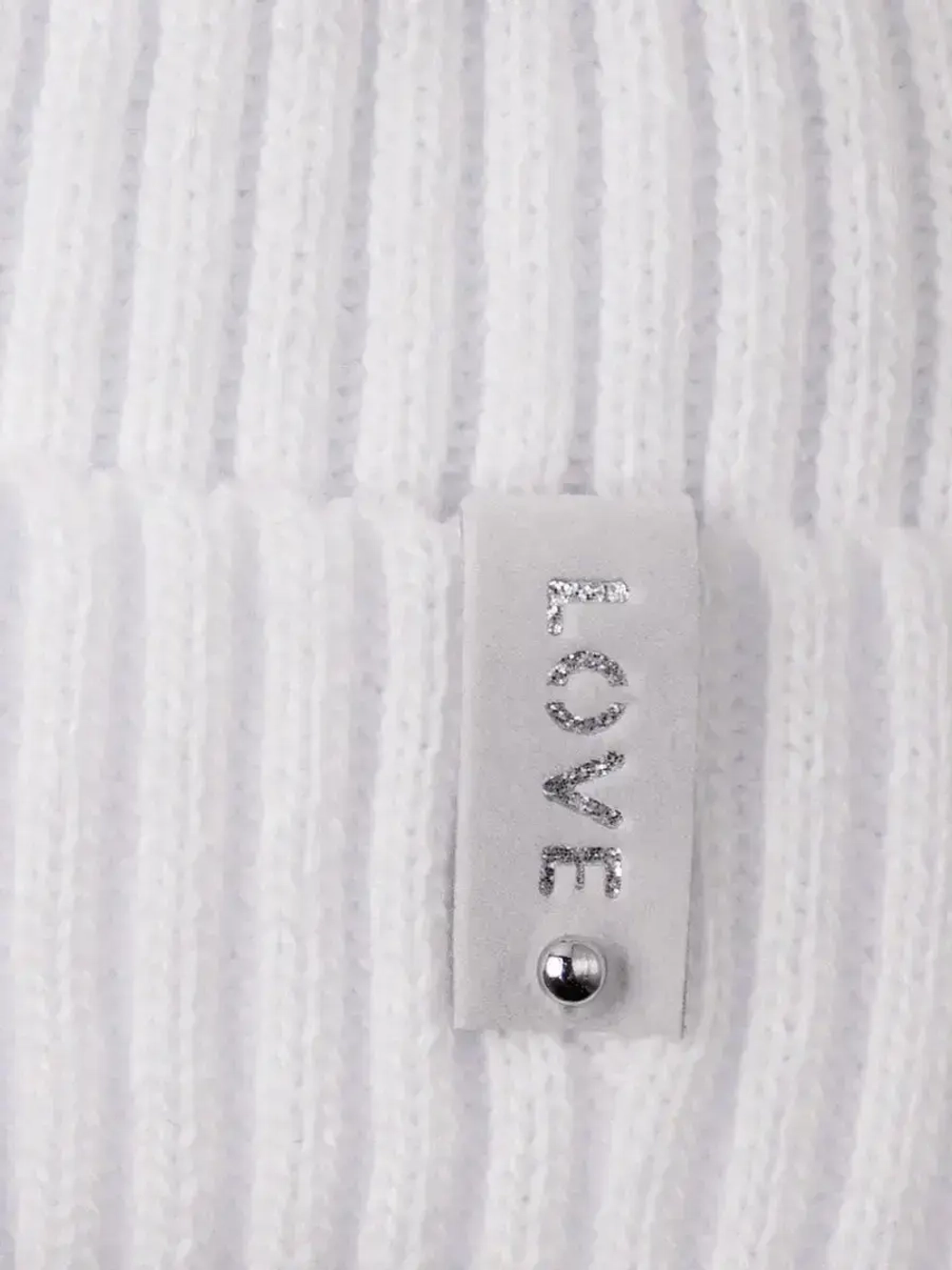 Шапка вязаная демисезонная для девочки