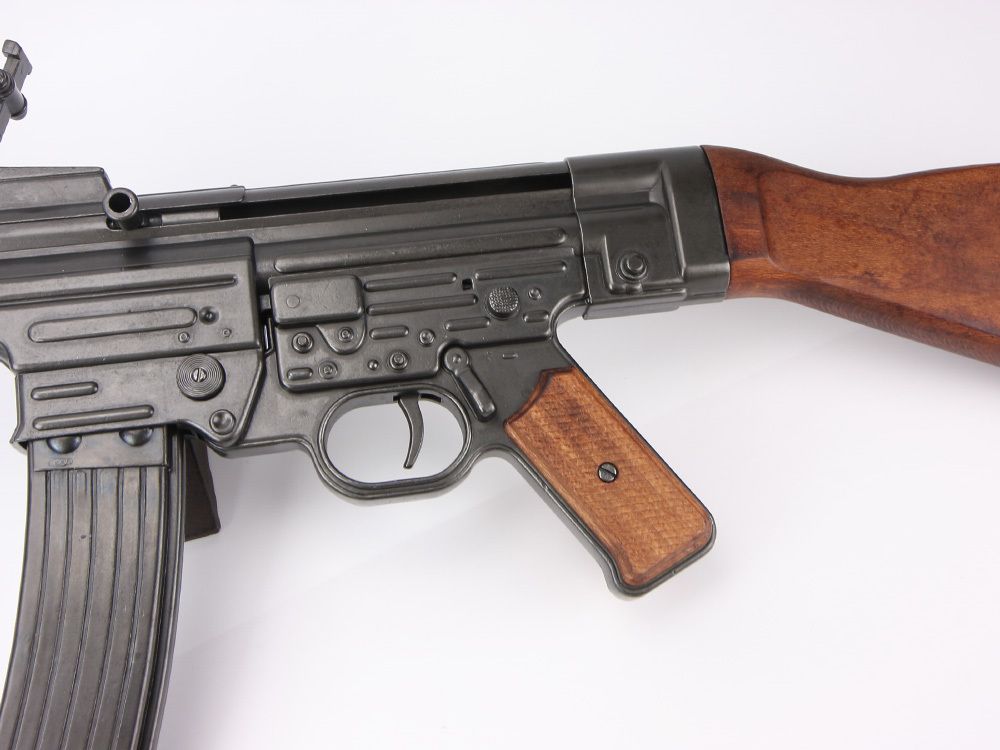 Denix Немецкая штурмовая винтовка STG-44
