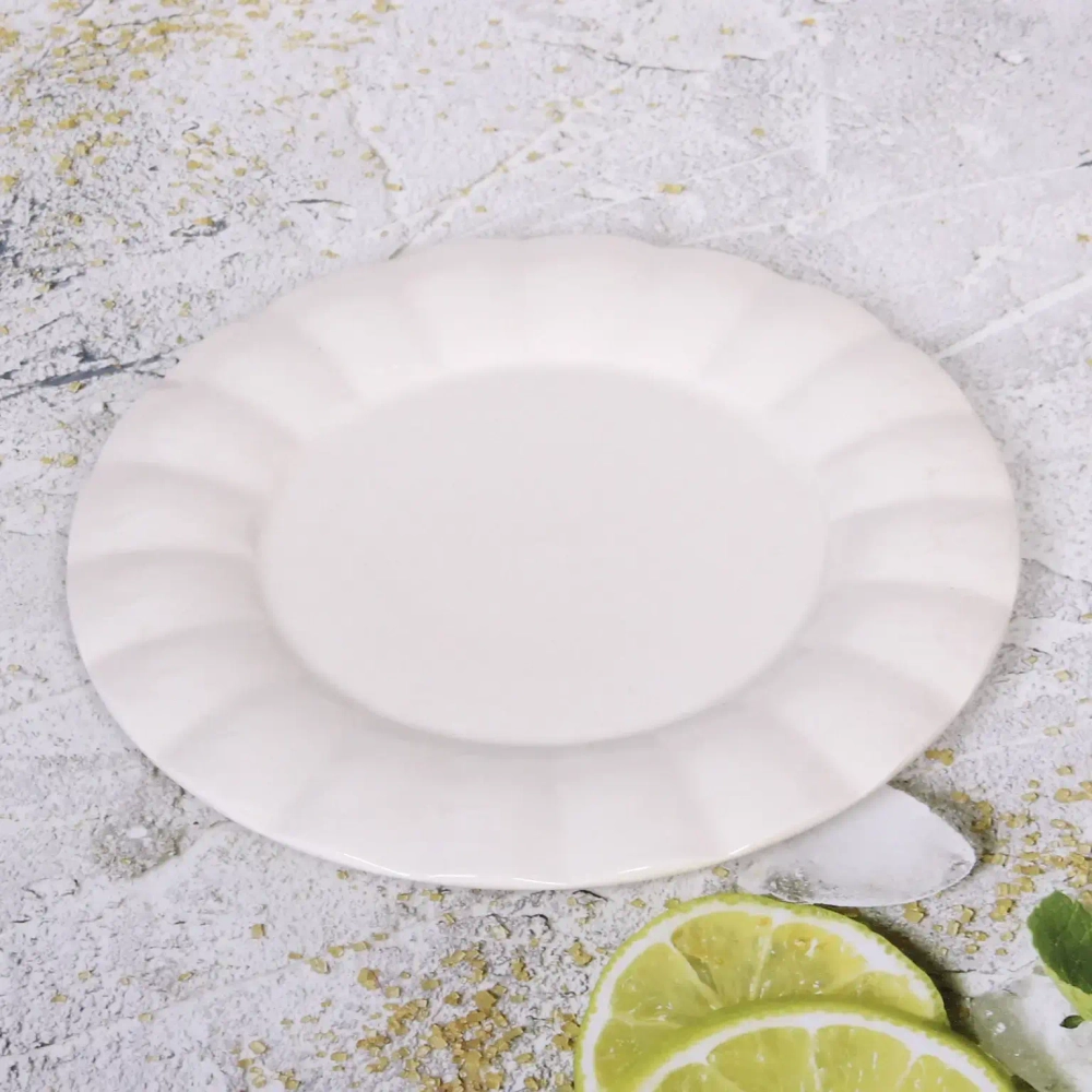 Тарелка керамическая 26см «Белая классика» Ромашка