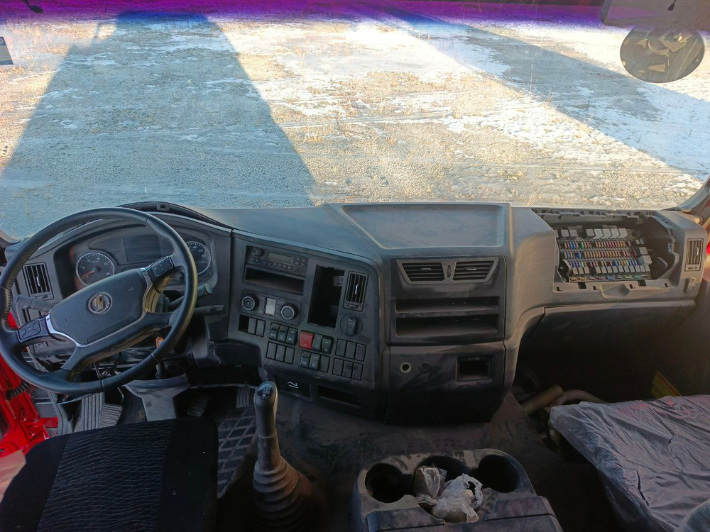 Shacman (Shaanxi) SX* 6x4 Самосвал SX32586T384 (Дизельный, 11,6 л, 369 л.с., МТ)