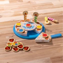 Melissa & Doug - Деревянный пирог BIRTHDAY CAKE + 33 аксессуара 20155234