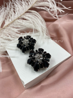 Накладка на пуговицу в форме цветка черная со стразами скидка