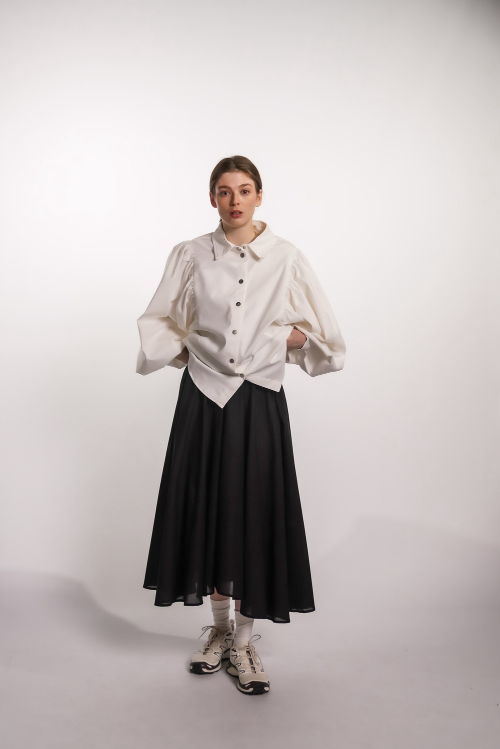 Юбка асимметричная однослойная из черного батиста