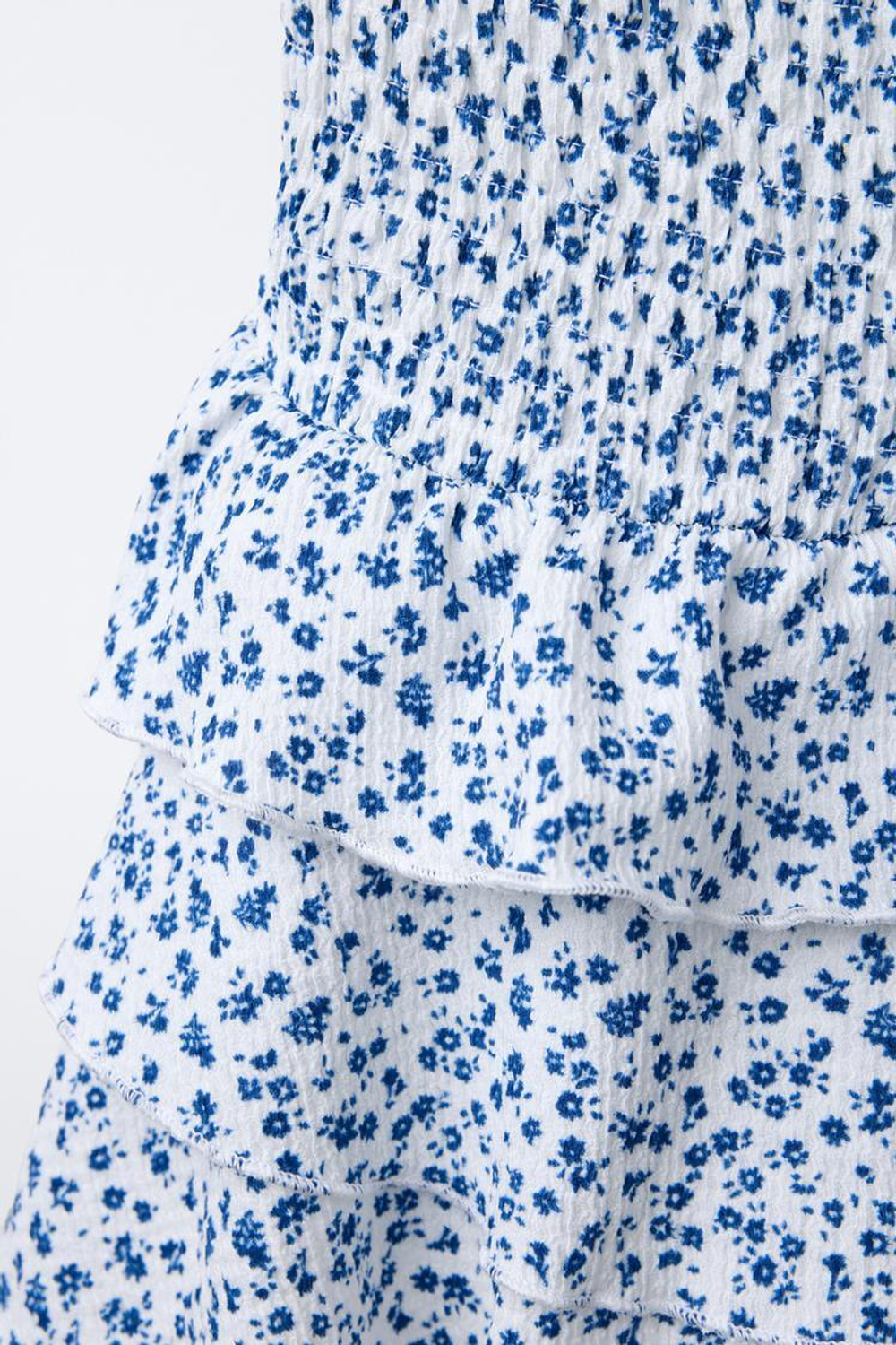 ZARA ЮБКА-ШОРТЫ ИЗ РЕЛЬЕФНОЙ ТКАНИ С ЦВЕТОЧНЫМ ПРИНТОМ, СИНИЙ