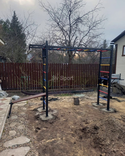 Монтаж уличной шведской стенки Sv Sport Рукоход (4 вертикальных столба)