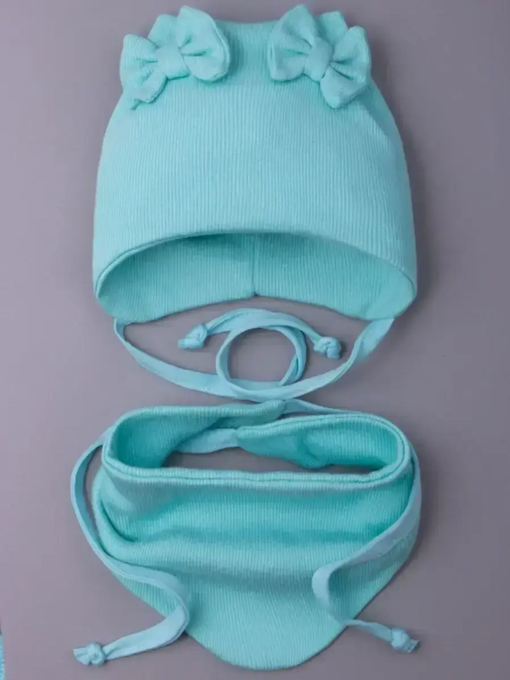 Шапка для девочки с ушками осенняя и снуд