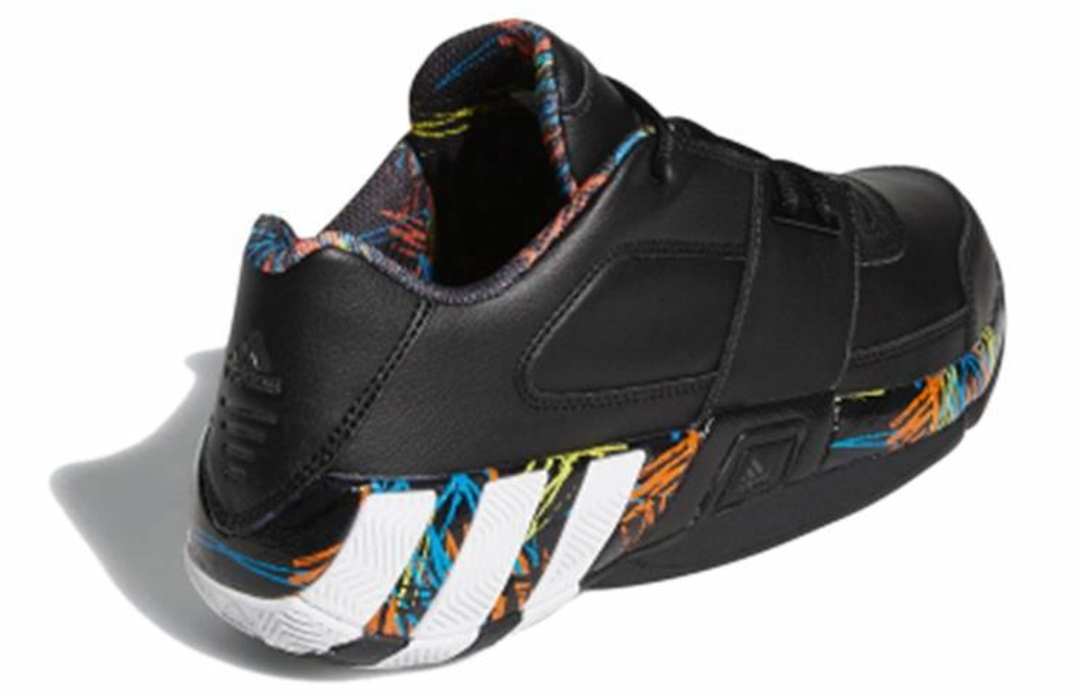 Кроссовки Adidas Regulat