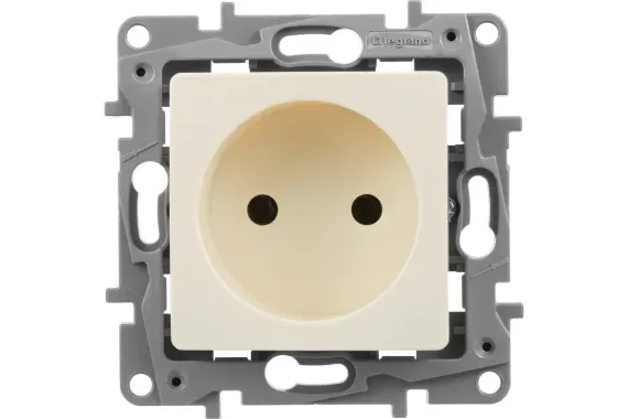 Розетка Legrand Etika без заземления слоновая кость 25689