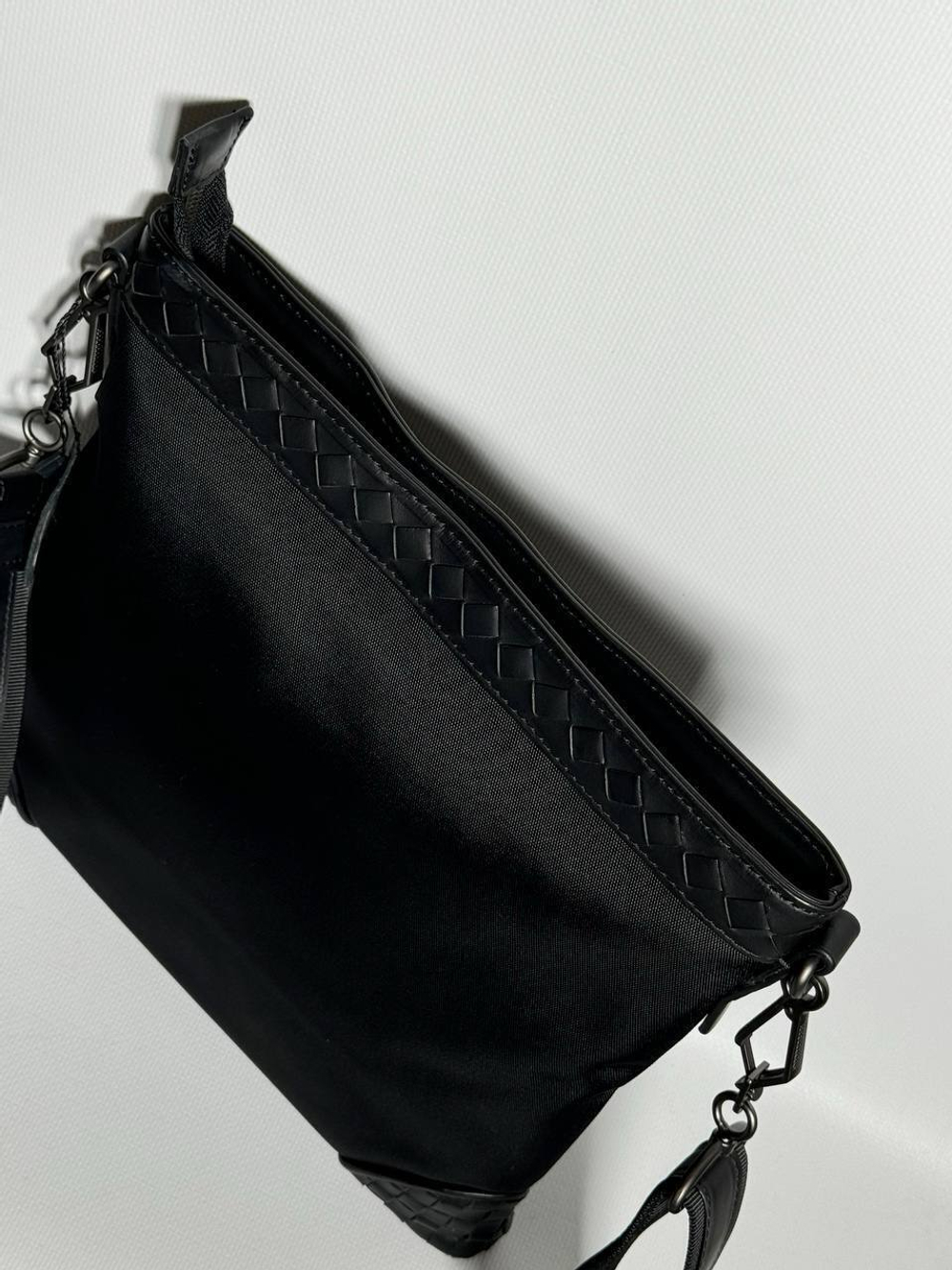 Сумка-мессенджер Bottega Veneta