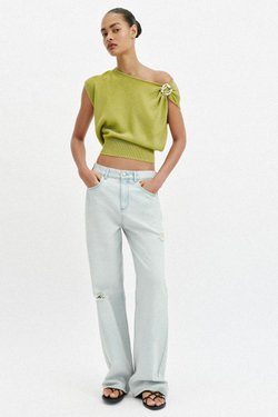 ZARA ТРИКОТАЖНЫЙ ТОП С ДЕКОРОМ, ОЛИВКОВЫЙ