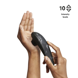 Бесконтактный клиторальный стимулятор Womanizer Marilyn Monroe мраморно-черный