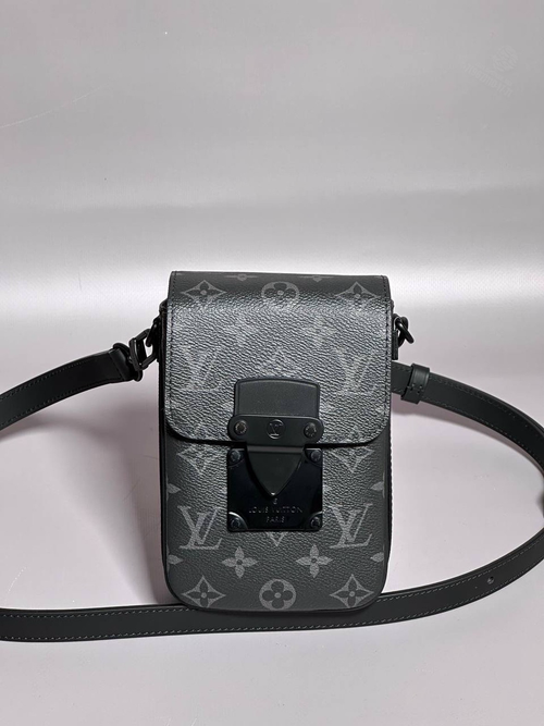 Сумка через плечо Louis Vuitton