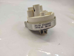 576 Датчик уровня воды (Прессостат) для посудомоечной машины Indesit-Ariston 37650053 80-60 б/у