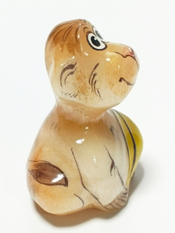 Фигурка " обезьяна с бананом " из селенита.