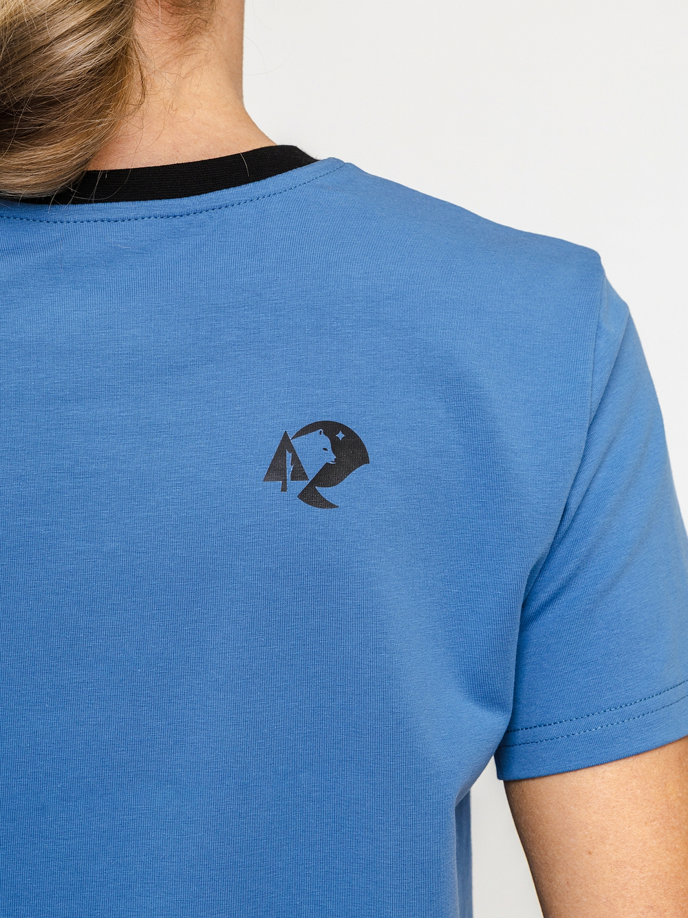 Футболка "НОХО" женская, цвет "Полуночная синева"