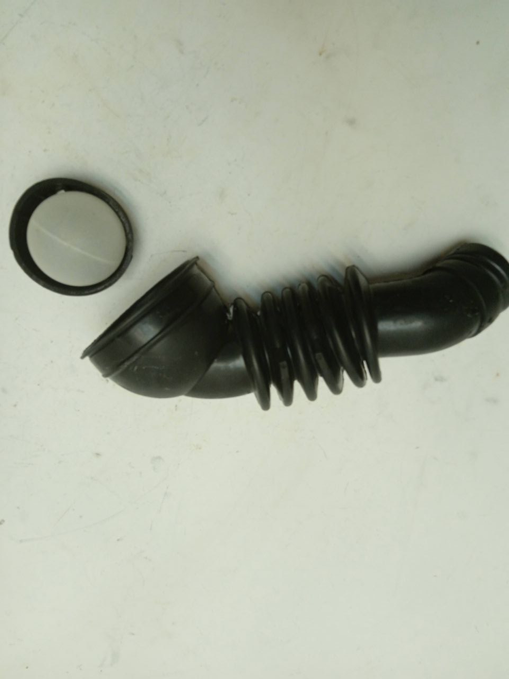 ZWS2101 кт9 Сливной патрубок стиральных машин Electrolux Zanussi 402049500 б/у