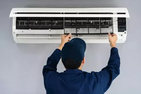 Можно ли выполнять демонтаж сплит-системы своими силами без мастера?