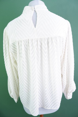 Блузка EMKA интересная и необычная 46 размер