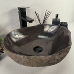 Раковина из речного камня RS-64936 46*37*15 0861
