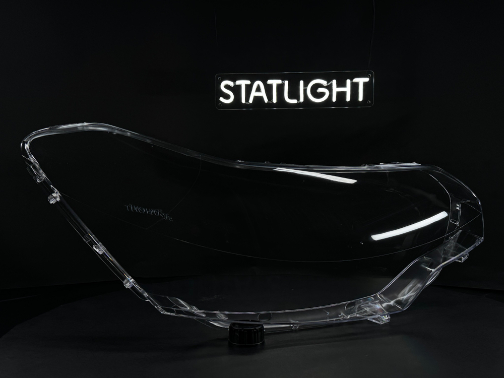 Правое стекло фары Citroen C5 2 2008-2016