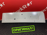 Накладка решетки радиатора левая 2016г