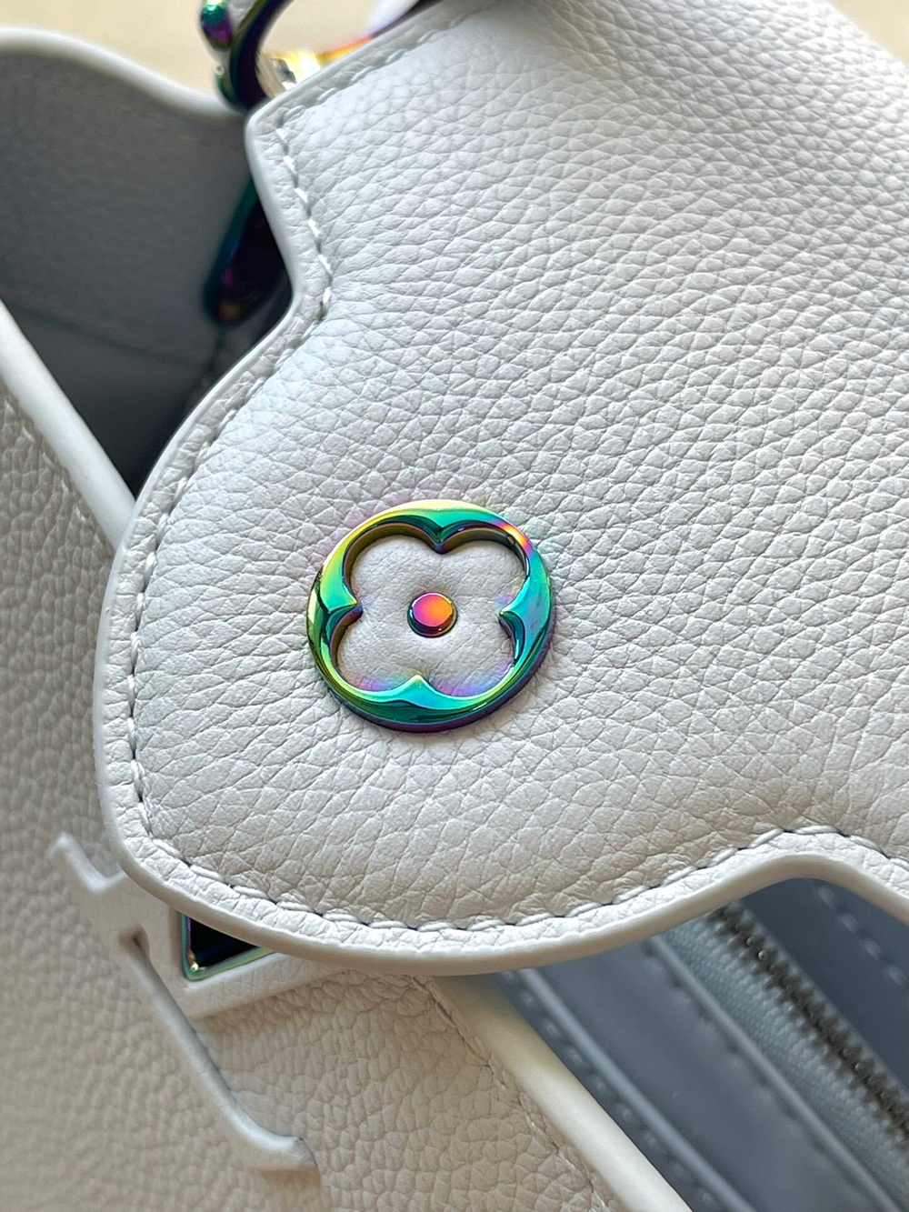 Louis Vuitton Capucines East West Mini