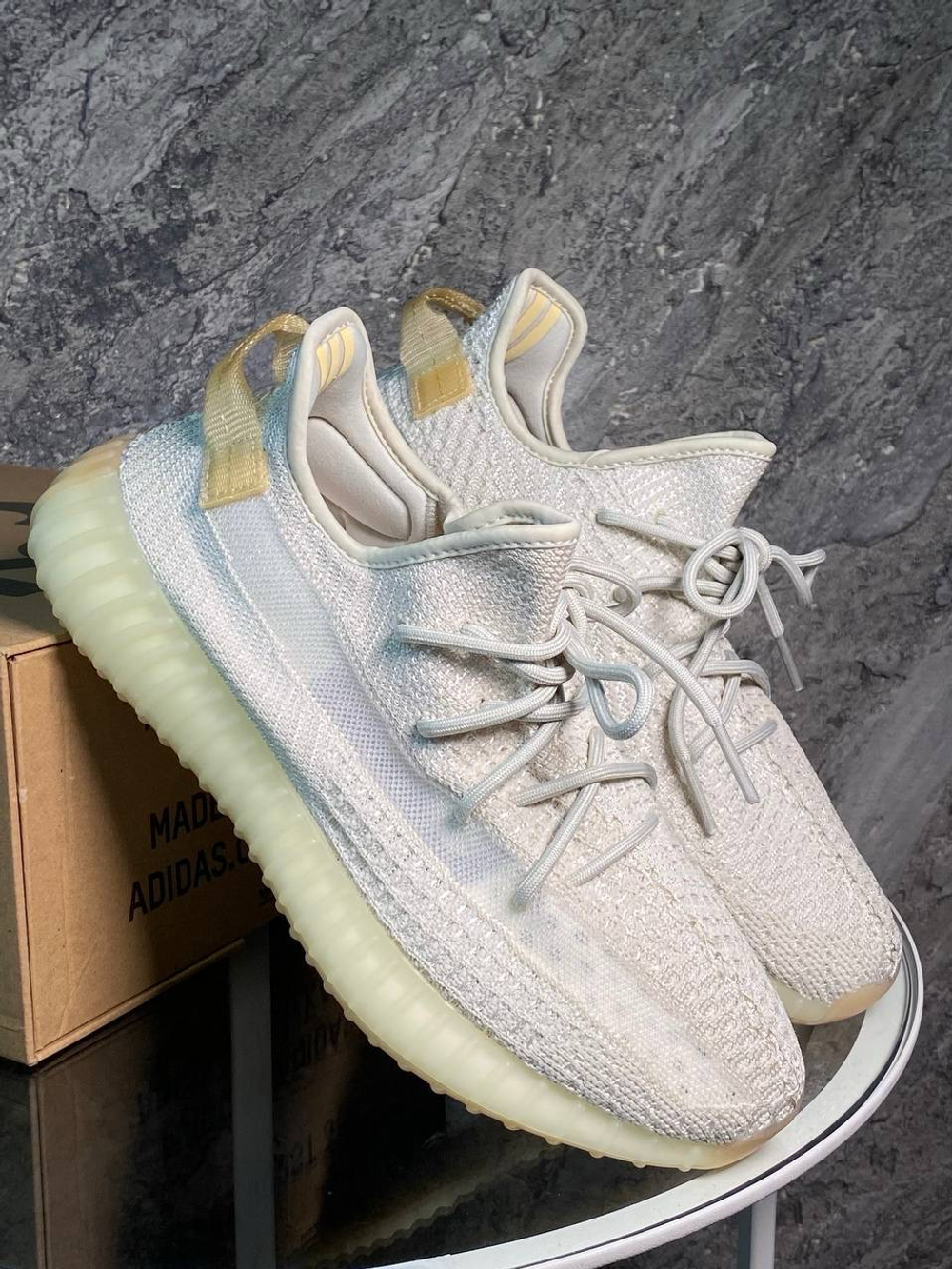 Кроссовки Adidas