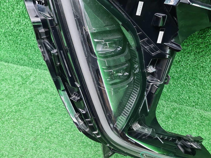 Фара правая Avatr 07 (2024-н.в.) LED