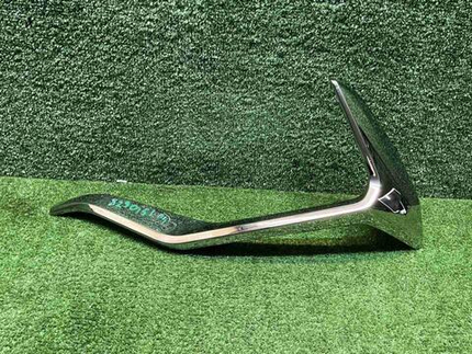 Молдинг заднего бампера правый Geely Monjaro 21-нв