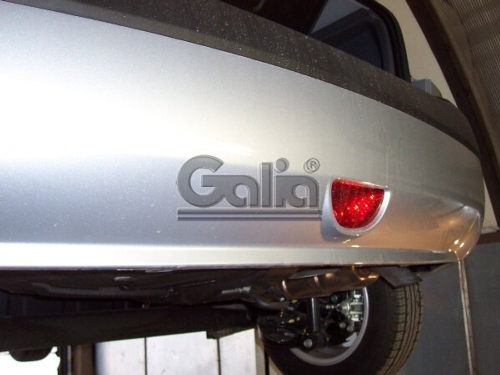 Фаркоп оцинкованный Galia K033A для Kia Rio II хетчбек 5 дверей 2005-2011(паспорт и сертификат в комплекте)(без электрики)