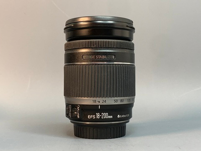 Canon EF-S 18-200mm 3.5-5.6 IS внутри пыль
