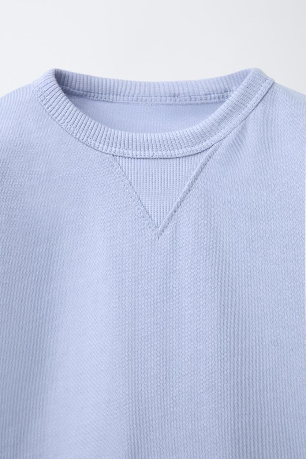 ZARA КОМПЛЕКТ ИЗ ОДНОТОННОЙ ФУТБОЛКИ И ШОРТОВ-БЕРМУДОВ, ГОЛУБОЙ