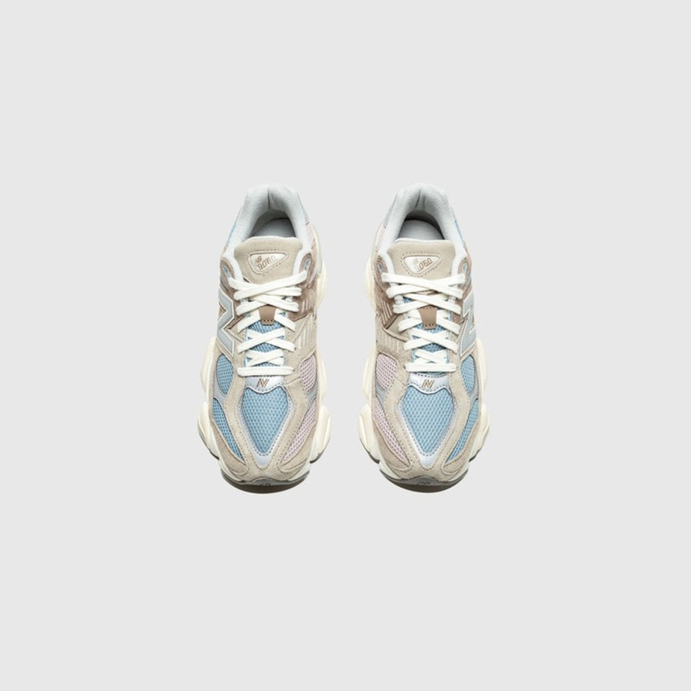 Кроссовки женские NEW BALANCE 9060